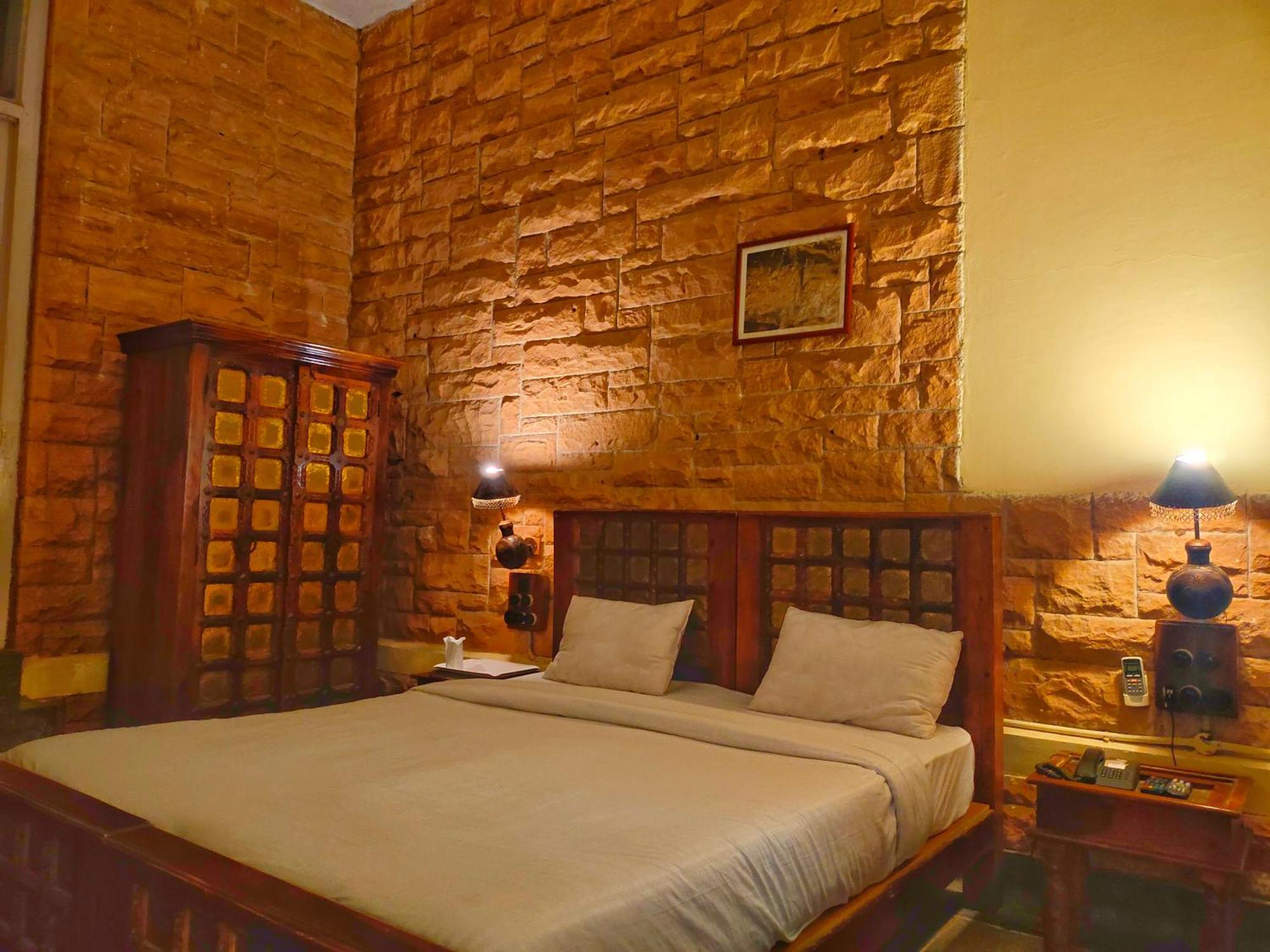 Sisodia Hotel & Resorts จ๊อดปูร์ ภายนอก รูปภาพ